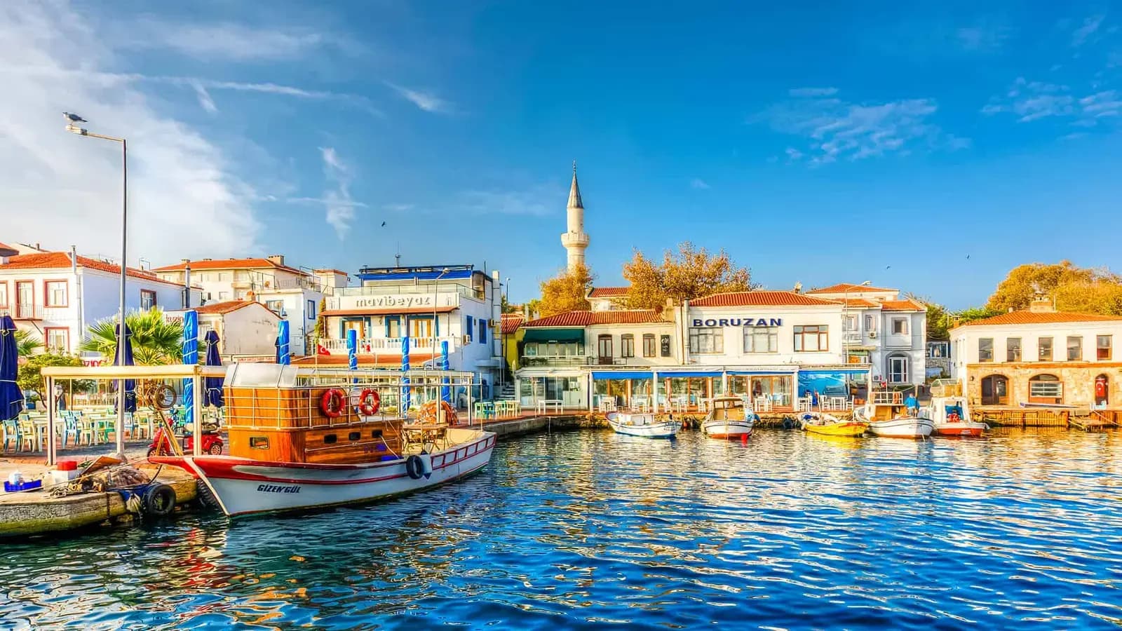 Assos & Bozcaada Turu — Behramkale · Athena Tapınağı · Assos Antik Limanı · Bozcaada Kalesi · Ayazma
